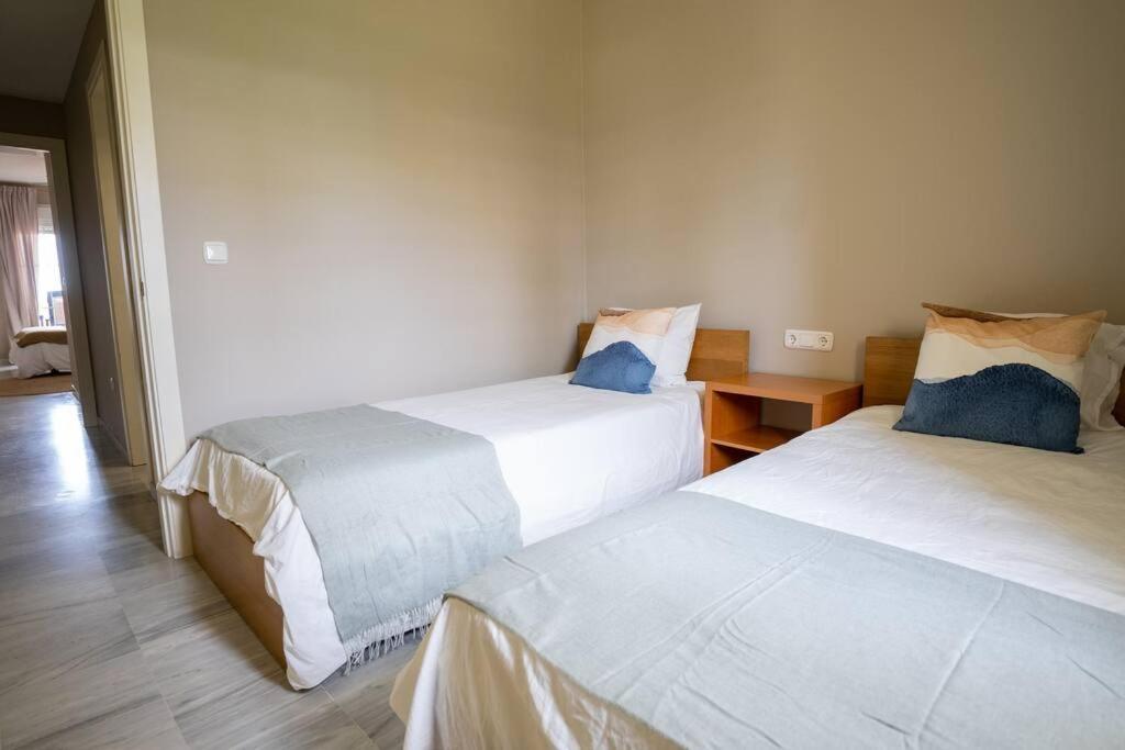 דירות מארבלה Seaview And Big Terrace Cabopino מראה חיצוני תמונה