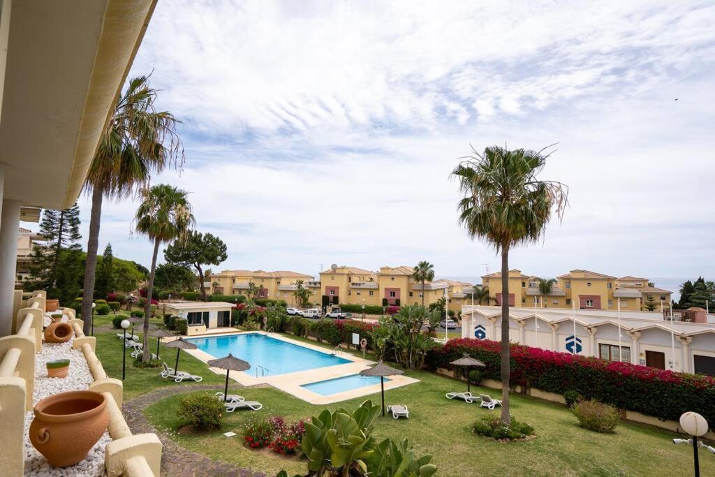 דירות מארבלה Seaview And Big Terrace Cabopino מראה חיצוני תמונה